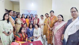 काव्य की शाम में गूँजी भावनाओं की स्वर लहरियाँ, ‘मंच’ संस्था ने किया काव्य गोष्ठी का आयोजन