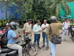 जिला परिवहन पदाधिकारी ने कांड्रा चौक पर विशेष जांच अभियान चलाकर 45,800 रुपए जुर्माना वसूले
