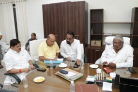 समिति के संयोजक मथुरा महतो ने समिति शाखा को किया निर्देशित