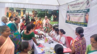 आयुष चिकित्सा विभाग के शिविर में 170 लोगों की हुई निःशुल्क स्वास्थ्य जांच