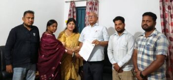 किसी का हाथ जलाने तो किसी को गंभीर परिणाम भुगतने की धमकी