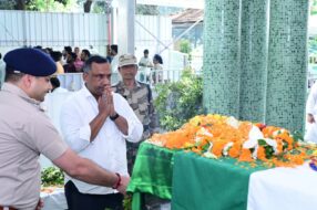 पूर्व मंत्री बन्ना गुप्ता ने दी गुरूजी को अंतिम विदाई, किया भावुक पोस्ट – कहा “अंतिम जोहार बाबा”