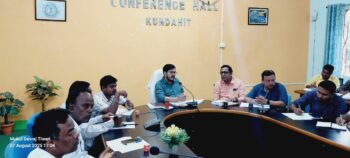 साप्ताहिक समीक्षा बैठक में योजनाओं की प्रगति पर हुआ मंथन