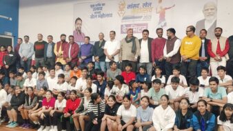 सांसद खेल महोत्सव : मोहन आहूजा स्टेडियम में बैडमिंटन प्रतियोगिता का शुभारंभ
