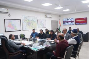मतदाता सूची मैपिंग प्रक्रिया की समीक्षा बैठक, शहरी क्षेत्रों में समन्वय बढ़ाने पर जोर