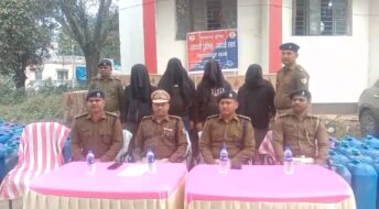 नारायणपुर में नकली विदेशी शराब की बड़ी खेप बरामद, जामताड़ा पुलिस की बड़ी कार्रवाई