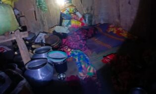 गोइलकेरा में हाथियों का कहर, एक ही परिवार के पिता-पुत्र-पुत्री की दर्दनाक मौत, वन विभाग पर उठे सवाल