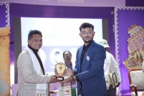टाटा स्टील फाउंडेशन के शिवशंकर कांडे योग एसडीएम के हाथों हुए सम्मानित