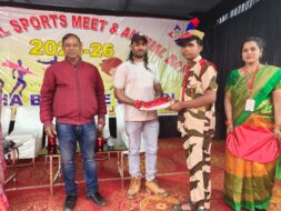 बड़बिल – समाजसेवीयो ने मानवता का मिसाल पेश कर मकरसंक्रांति के अवसर पर विशेष विद्यालय मे जाकर विभिन्न राशन एवं खाद्यान्न वस्तु देकर मनाई खुशियां