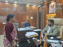 जनता दरबार में उपायुक्त ने सुनीं लोगों की समस्याएं, कई मामलों का त्वरित समाधान
