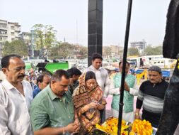 गांधी जी की 78वीं पुण्यतिथि पर बन्ना गुप्ता ने दी श्रद्धांजलि