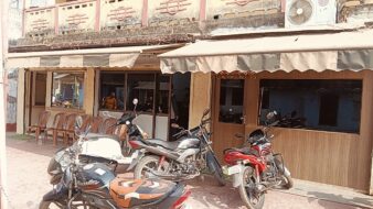 चाईबासा में केंद्रीय जीएसटी की बड़ी कार्रवाई, पूर्व मंत्री के भाई के आवास पर छापेमारी