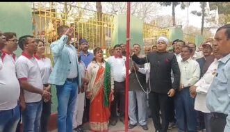 रेड क्रॉस कार्यालय जमशेदपुर में धूमधाम से मना गणतंत्र दिवस, उपायुक्त ने फहराया तिरंगा