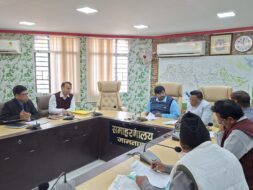जनता दरबार में उपायुक्त ने सुनीं लोगों की समस्याएं, कई मामलों का त्वरित समाधान