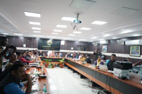 सामान्य प्रेक्षकों की मौजूदगी में मतदान कर्मियों का द्वितीय रेंडमाइजेशन सम्पन्न