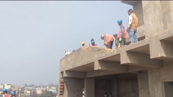 हाई कोर्ट के निर्देश पर जमशेदपुर में नक्शा विचलन वाले भवनों पर जेएनएसी की सख्त कार्रवाई शुरू