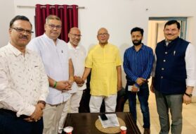 साकची दुकान कब्जा मामला: मारवाड़ी सम्मेलन ने विधायक सरयू राय से मिलकर न्याय की मांग की