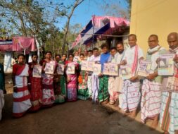पोटका के चंदनपुर में 50 वर्ष पूरे होने पर बाहा-बोगा पर्व में उमड़ा जनसैलाब, चार राज्यों से पहुंचे माझी-बाबा और ग्राम प्रधान
