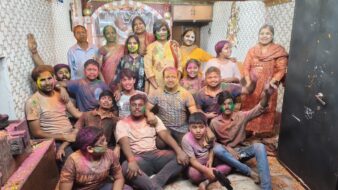 चांडिल श्याम मंदिर में फूलों की होली: भजनों की धुन पर झूमे श्याम भक्त