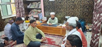 ईद उल फितर पर खानक़ा-ए-बोखारिया में उमड़ी अकीदतमंदों की भीड़, पीर साहब से दुआओं की दरख्वास्त
