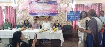 अंतरराष्ट्रीय महिला दिवस पर आदित्यपुर रेलवे स्टेशन का संचालन महिलाओं के हाथों, डीआरएम तरुण कुमार हुरिया ने बढ़ाया हौसला