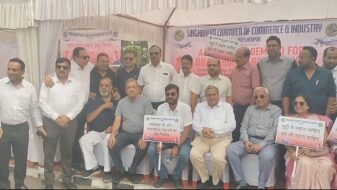 जमशेदपुर में एयरपोर्ट को लेकर विरोध-प्रदर्शन, सरकार से शीघ्र कार्रवाई की अपील