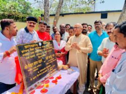 सीएम स्कूल ऑफ एक्सीलेंस में पांच कमरों के निर्माण कार्य का सरयू राय ने किया शिलान्यास