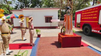 यूसिल में राष्ट्रीय अग्नि शमन सेवा सप्ताह की शुरुआत, शहीदों को दी श्रद्धांजलि