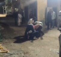 आजाद नगर में हथियार लहराकर दहशत, पत्नी से मारपीट के बाद आरोपी फरार