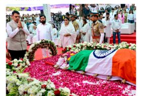 आशा भोसले का अंतिम संस्कार