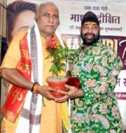 माधुरी दीक्षित के जन्मदिन पर साकची में उत्सव की धूम सांस्कृतिक कार्यक्रमों ने बांधा समां
