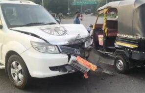 सफारी कार और ऑटो की टक्कर में सात यात्री घायल