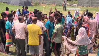 परसुडीह में जमीन विवाद पर बवाल, ग्रामीणों ने निर्माणाधीन दीवार तोड़ी; इलाके में तनाव