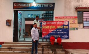 जामताड़ा एसपी शंभू कुमार सिंह के निर्देश पर कुंडहित थाना में आगंतुकों के लिए ठंडे पेयजल की व्यवस्था