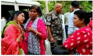 पार्षद नीतू शर्मा के हस्तक्षेप से टला बड़ा बवाल, प्रभात पार्क अतिक्रमण विवाद पर भड़के फुटपाथी दुकानदार
