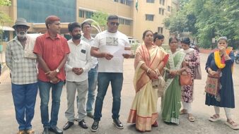 क्षेत्रीय समस्याओं को लेकर पूर्णिमा मलिक का प्रदर्शन, डीसी कार्यालय के समक्ष उठाई सफाई-सड़क की मांग