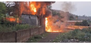रामगढ़ भुरकुंडा कोलियरी के सीसीएल कॉलोनी जवाहर नगर में ट्रांसफार्मर में लगी भीषण आग।।