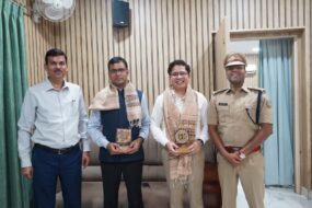 जमशेदपुर पहुंचे भारतीय विदेश सेवा के अधिकारी, जिले की विकास यात्रा और औद्योगिक पहचान से हुए रूबरू