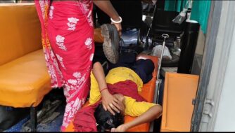 कांड्रा के पिंड्राबेड़ा मोड़ पर बड़ा हादसा, ऑटो पलटने से कई यात्री घायल