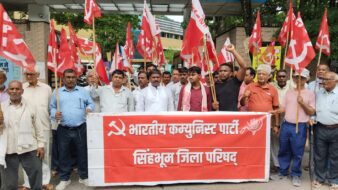 जंतर-मंतर छात्र आंदोलन के समर्थन में भाकपा ने राष्ट्रपति के नाम सौंपा ज्ञापन