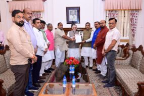 हिमांशु सिंह हत्याकांड की CBI जांच की मांग, भाजपा प्रतिनिधिमंडल ने राज्यपाल को सौंपा ज्ञापन