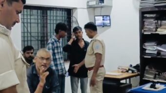 जमशेदपुर में चापड़ के बल पर लूट की कोशिश, दो बदमाश दबोचे गए