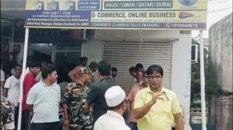धनबाद में SIR फॉर्म अवैध वसूली पर कड़ी कार्रवाई: आधार सेंटर सील