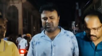 गोड्डा ज्वेलरी दुकान लूट: कारगिल चौक पर बंदूक की नोक पर 6 लाख से अधिक की वारदात