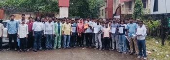 जमधेदपुर एलबीएसएम कॉलेज के छात्र पर जानलेवा हमला, न्याय की मांग को लेकर छात्रों और ग्रामीण ने किया परसुडीह थाना का घेराव