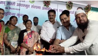 गिरिडीह 17.39 करोड़ की 119 विकास योजनाओं का शिलान्यास, मंत्री सुदिव्य कुमार ने संवेदकों को दी चेतावनी