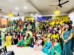 तुलसी भवन में महिला साहित्यकारों का भव्य सावन मिलन समारोह आयोजित सावन मिलन समारोह