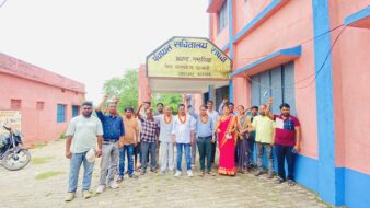 विस्थापित परिवारों की बैठक में समस्याओं व अधिकारों पर हुई चर्चा विस्थापित परिवारों