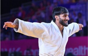 कॉमनवेल्थ गेम्स में हर्ष सिंह ने रचा इतिहास, ऑस्ट्रेलिया के जोशुआ कैट्ज़ को हराकर जीता स्वर्ण
