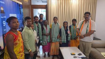 विश्व आदिवासी दिवस पर कांग्रेस ने भगवान बिरसा मुंडा को किया नमन